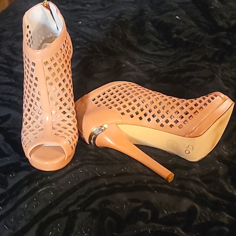 Ladies Heels